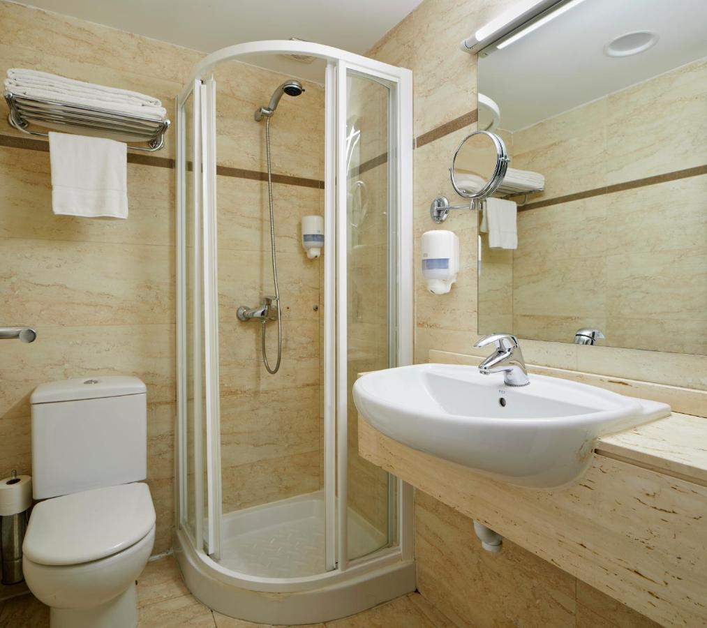 Superior Double or Twin Room,1207783174:JPEG