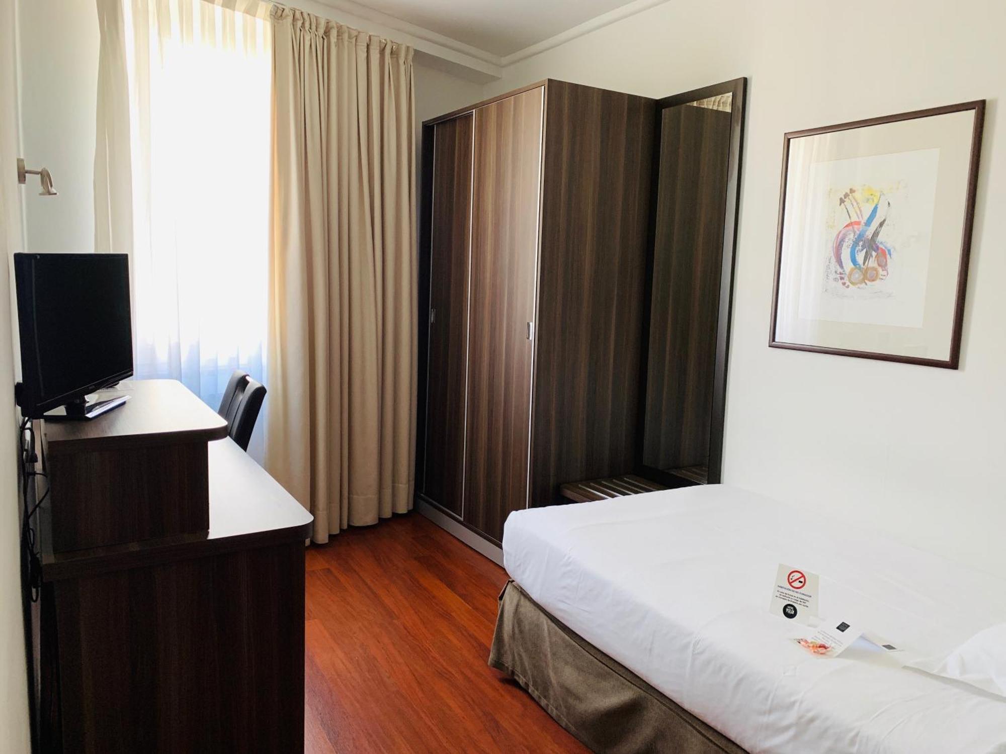 Small Single Room