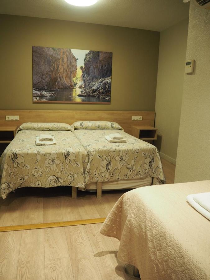 Triple Room,1351167340:JPEG